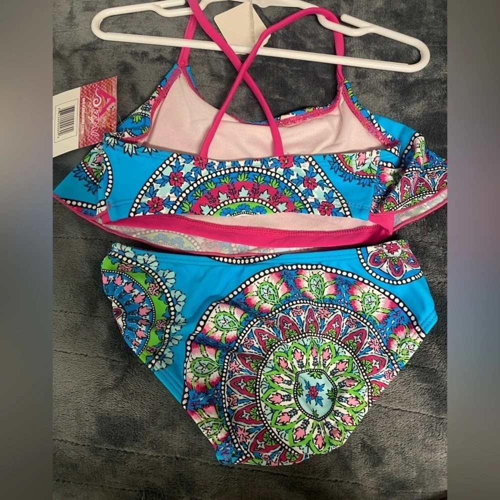 KANU surf multi colored bikini! Size 4 (girls)